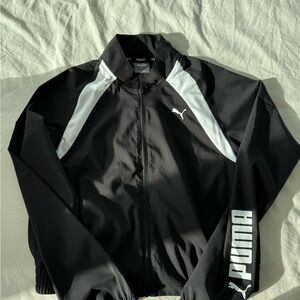 PUMA Women’s Cropped Jacket